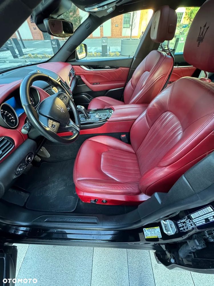 Maserati Levante Q4 GranSport - 12