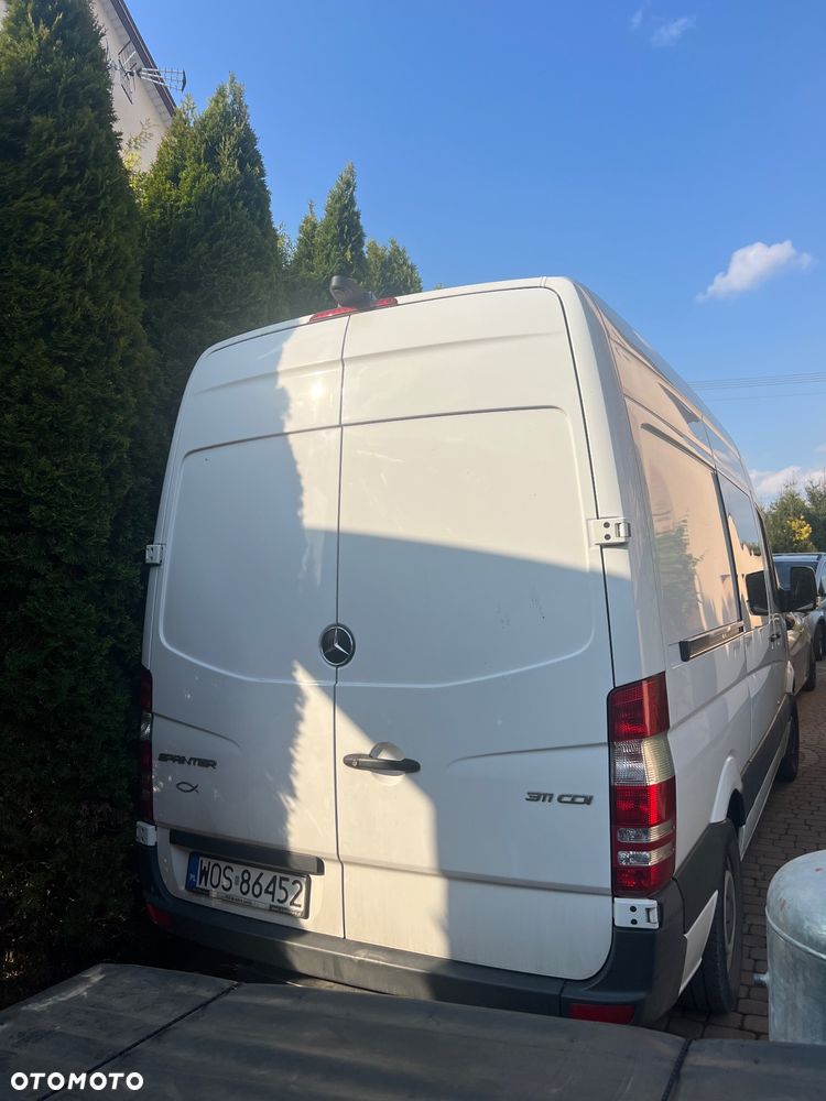 Mercedes-Benz Sprinter - 6