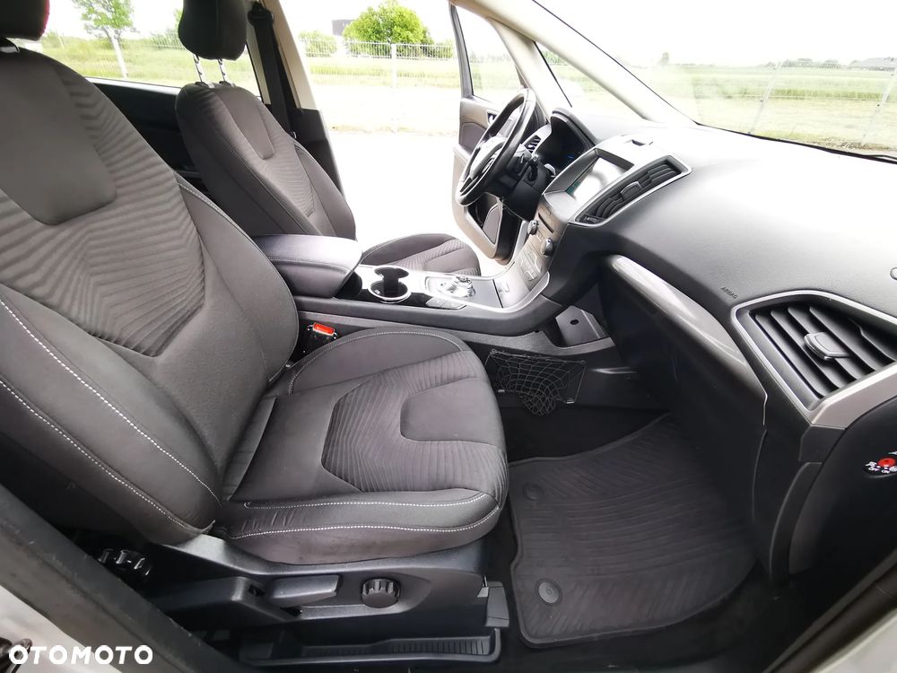 Ford S-Max 2.0 EcoBlue Titanium - 14
