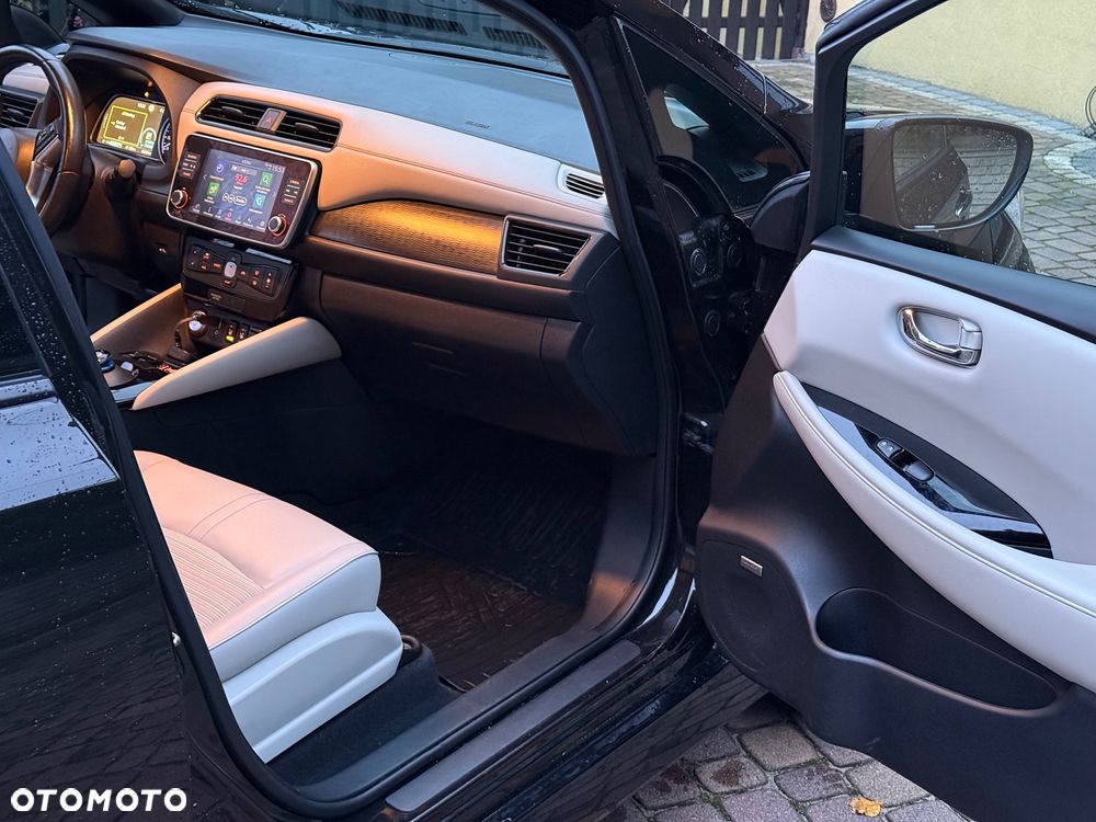 Nissan Leaf 40kWh 3.Zero Limited Edition - 17