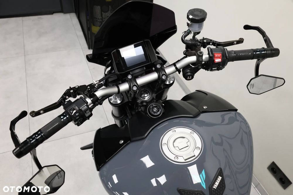 Yamaha MT - 22