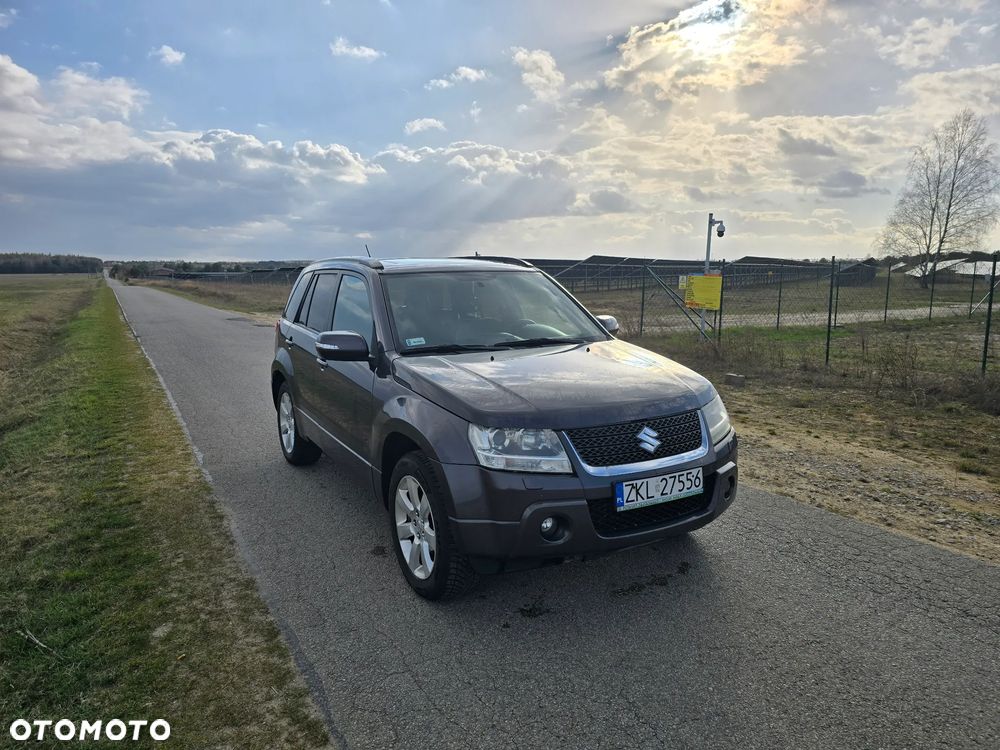 Suzuki Grand Vitara 2.4 De Luxe - 3