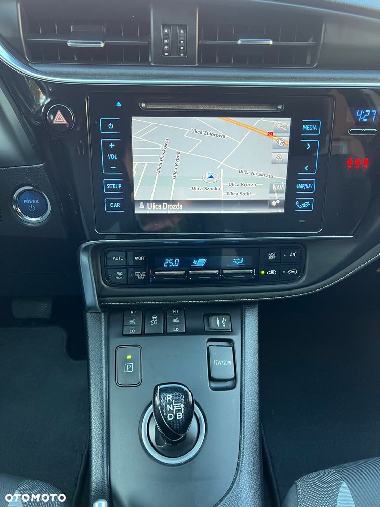 Toyota Auris 1.8 VVT-i Hybrid Automatik Comfort - 27