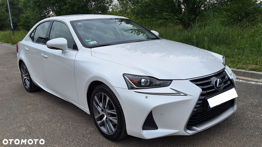 Lexus IS 300h Elegance - 4