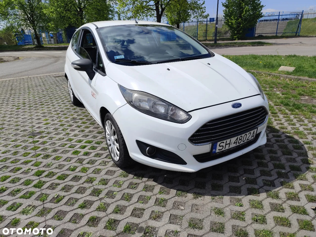 Ford Fiesta 1.5 TDCi Ambiente - 21