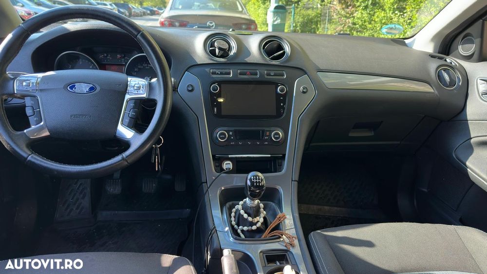 Ford Mondeo 1.6 TDCi Ambiente - 2