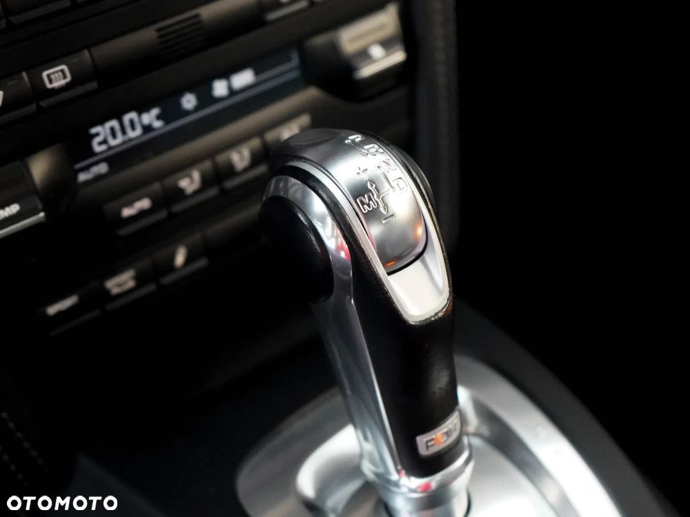 Porsche 911 Turbo S - 22