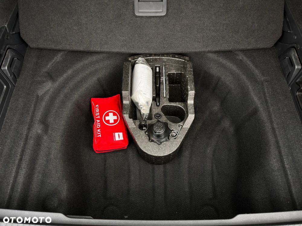 Volkswagen Passat 1.6 TDI (BlueMotion Technology) DSG Comfortline - 40