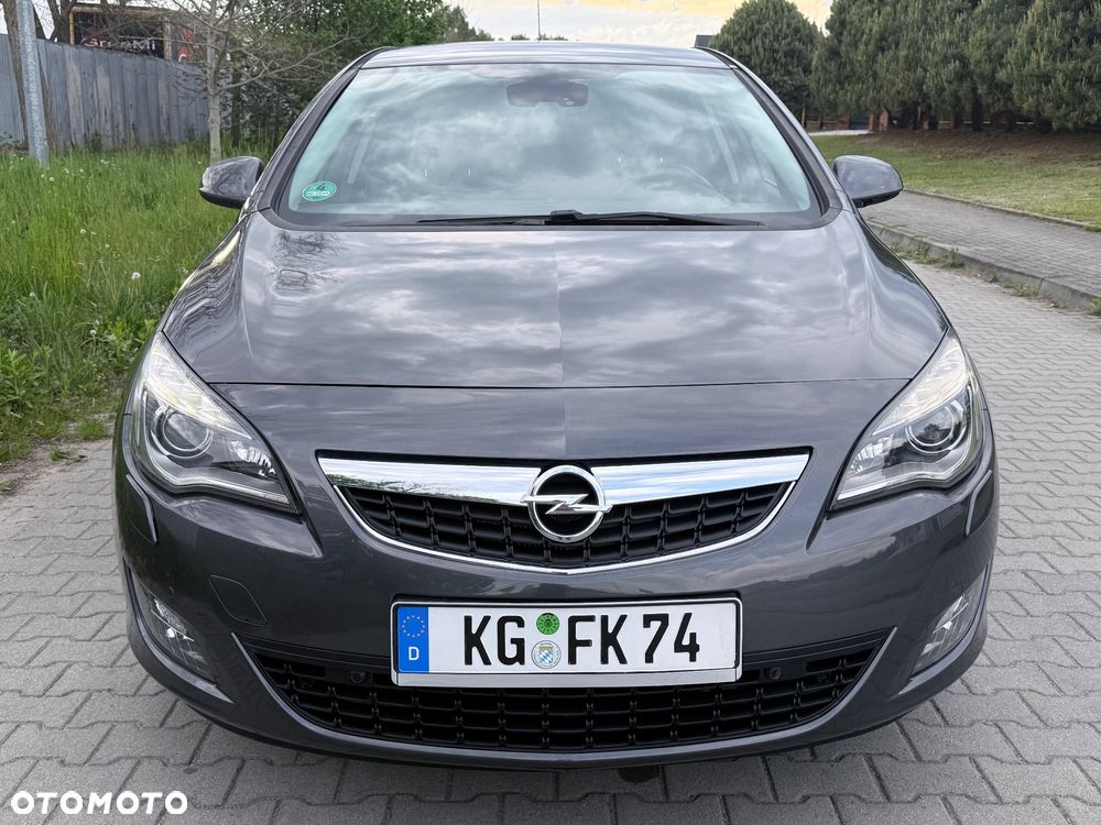 Opel Astra 1.4 Turbo Cosmo - 9