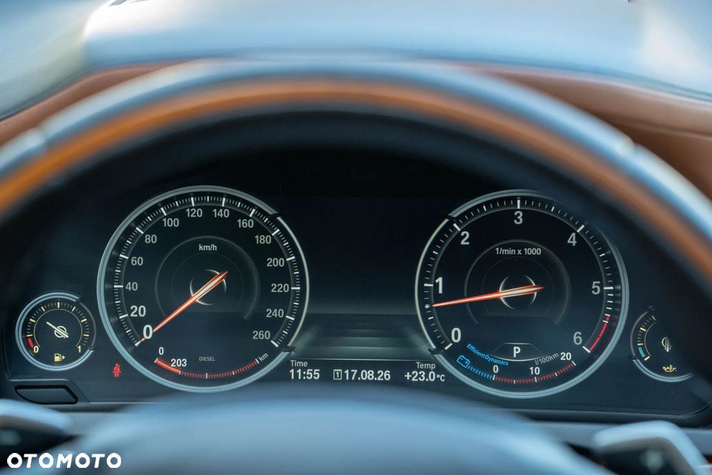BMW Seria 7 750Ld xDrive - 26