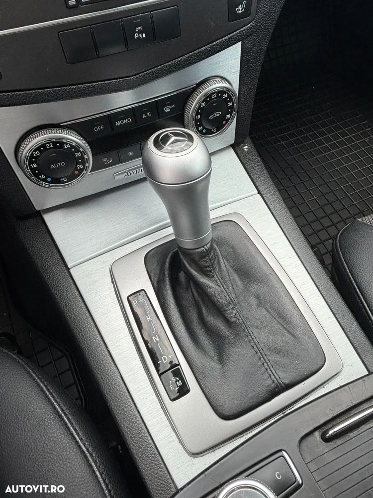 Mercedes-Benz C - 18