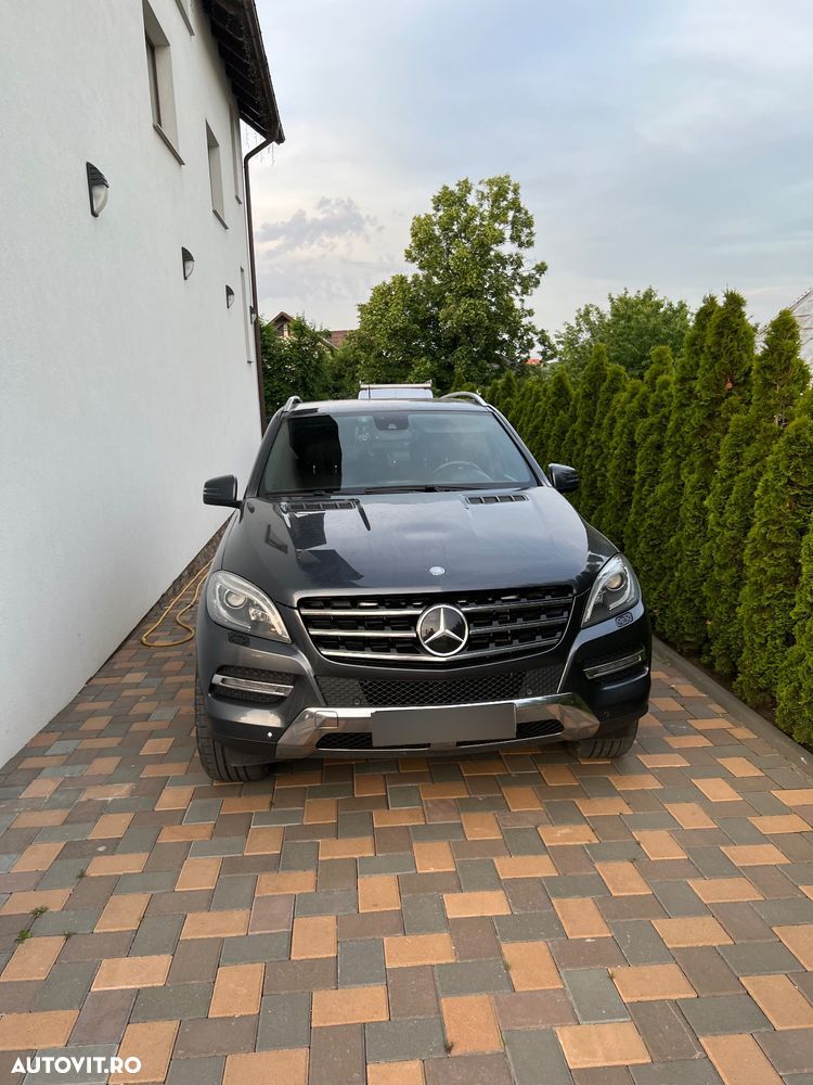 Mercedes-Benz ML 250 BlueTec 4MATIC Aut - 1