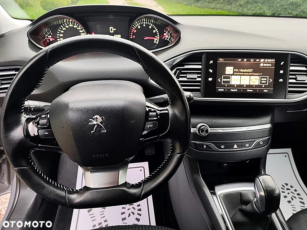 Peugeot 308 PureTech 110 Active Pack - 17