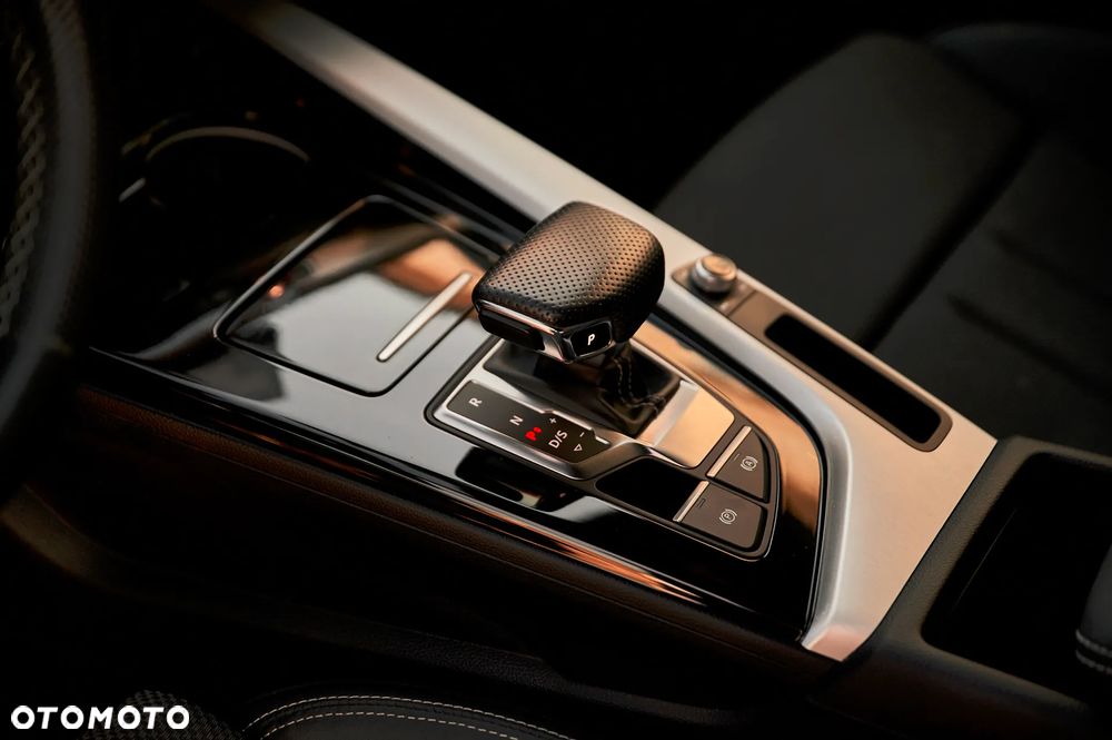 Audi A4 Avant 35 TFSI S tronic S line - 28