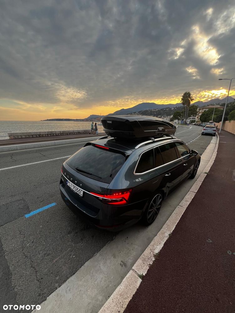 Skoda Superb 2.0 TDI DSG Premium Edition - 6