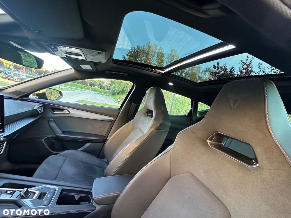 Cupra Formentor 2.0 TSI 4Drive DSG VZ Black Edition - 25