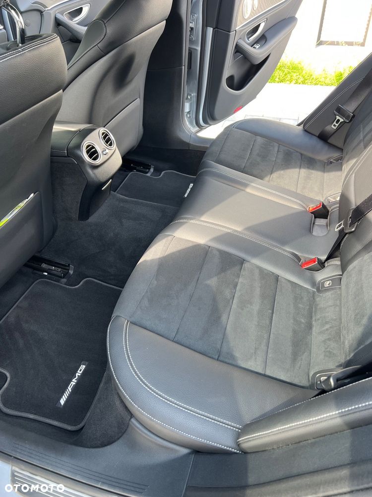 Mercedes-Benz Klasa E 300 de 4Matic 9G-TRONIC AMG Line - 11