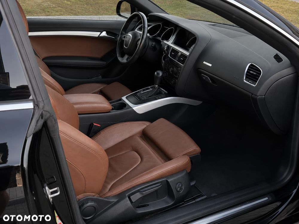 Audi A5 Coupé 2.7 TDI DPF multitronic - 8