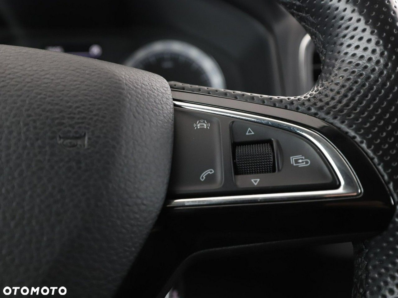 Skoda Karoq 1.0 TSI GPF 4x2 Style - 30