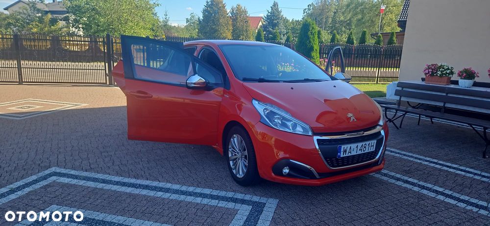 Peugeot 208 1.2 PureTech Allure - 23