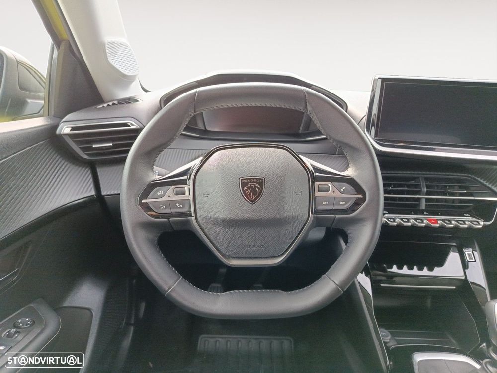 Peugeot 208 1.2 PureTech Allure - 12