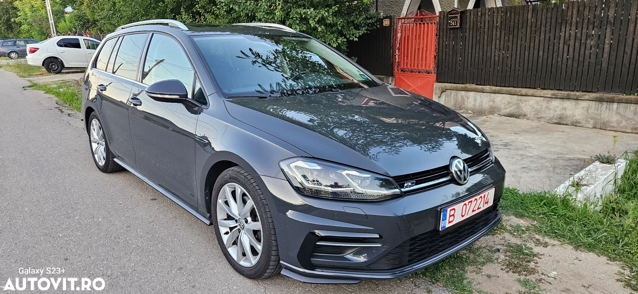 Volkswagen Golf 2.0 BlueTDI DSG Highline - 1