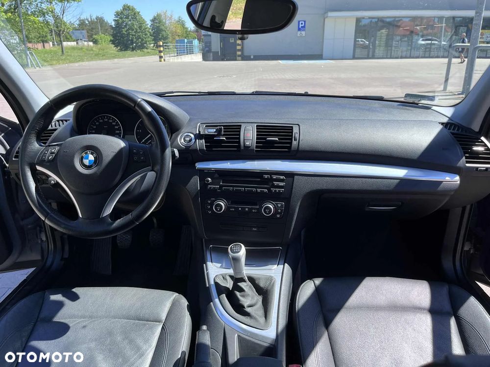 BMW Seria 1 118d - 11
