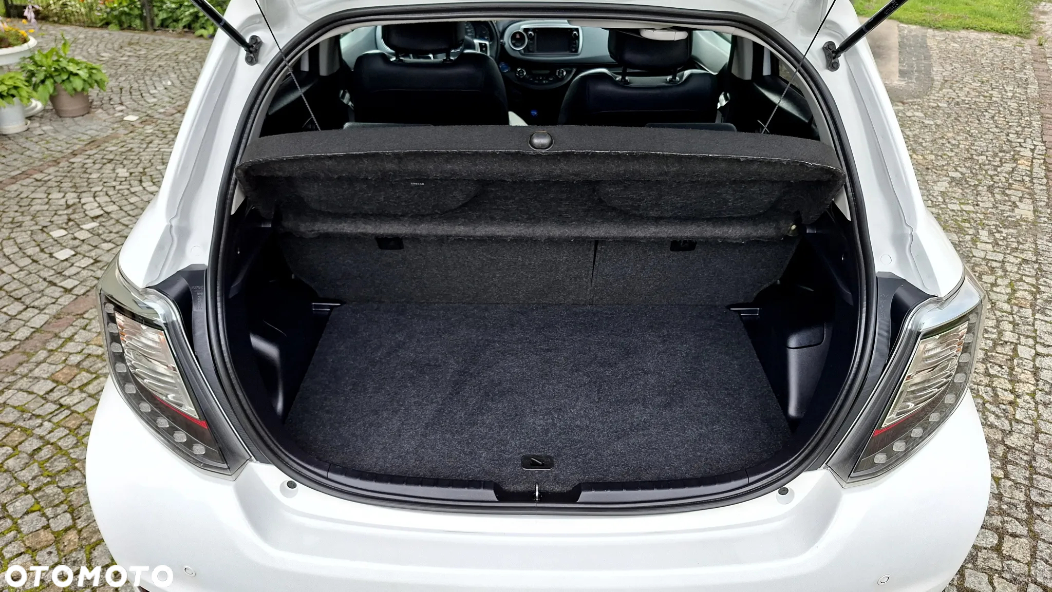 Toyota Yaris Hybrid 1.5 VVT-i Edition 2014 - 27