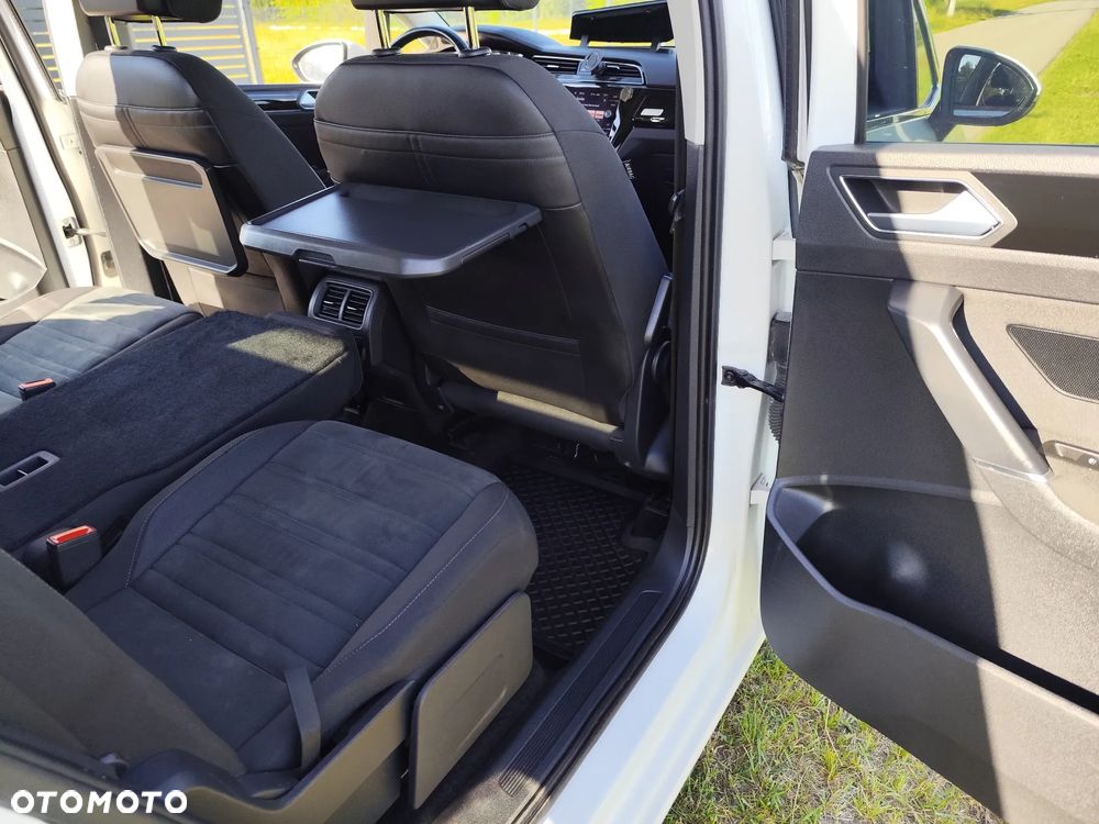 Volkswagen Touran 2.0 TDI SCR (BlueMotion Technology) DSG Highline - 27