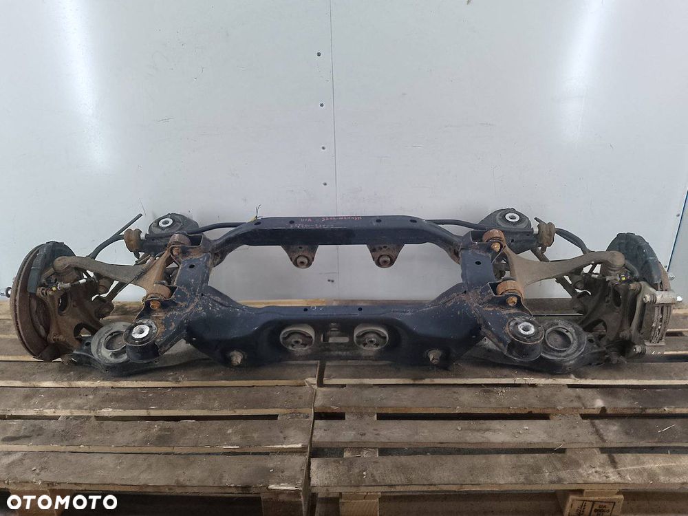 WÓZEK, TRAWERS TYŁ HYUNDAI IX55   X55420-3J000    3.0 CRDI V6 - 4