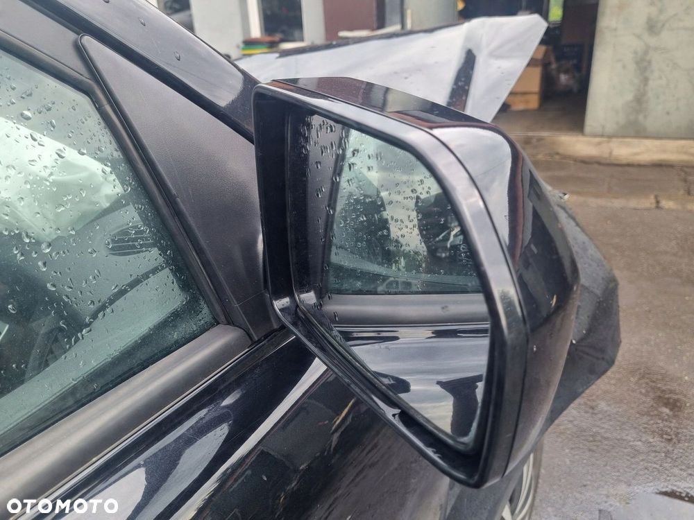 KIA SPORTAGE II LIFT 04-10 r. ELEKTRYCZNE LUSTERKO PRAWE kod lakieru 1K EU - 9