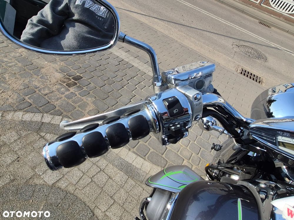 Yamaha Royal Star - 8