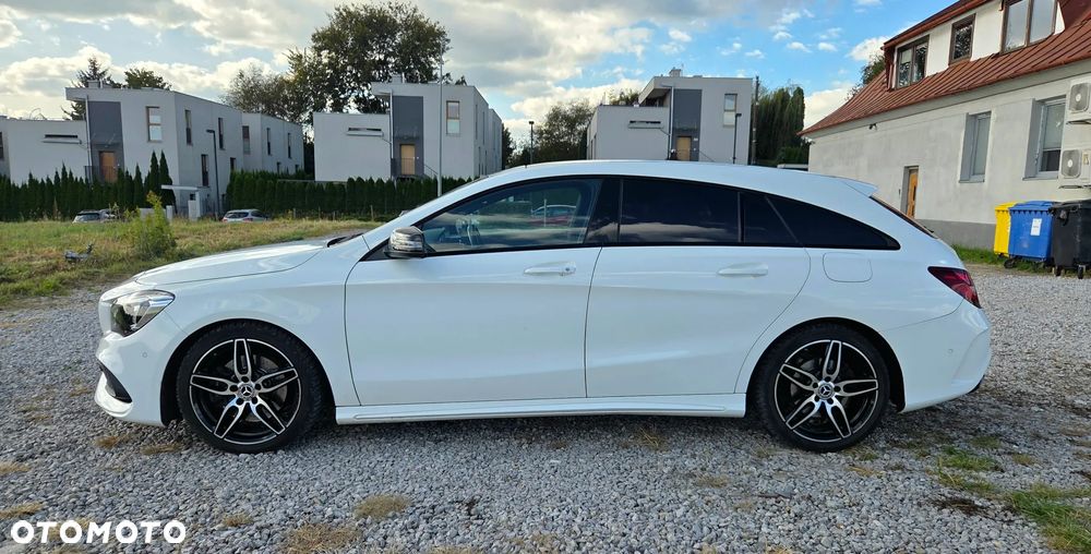 Mercedes-Benz CLA 220 4-Matic AMG Line - 2