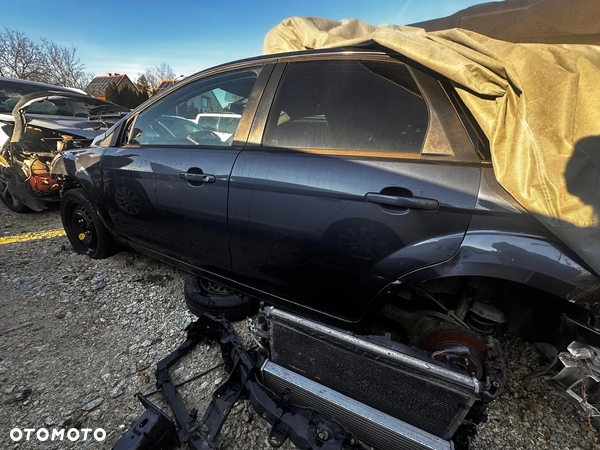 ford focus mk2 lift drzwi lewy tył