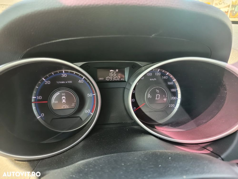 Hyundai ix35 2.0 CRDI 4WD Automatik Luxury - 7