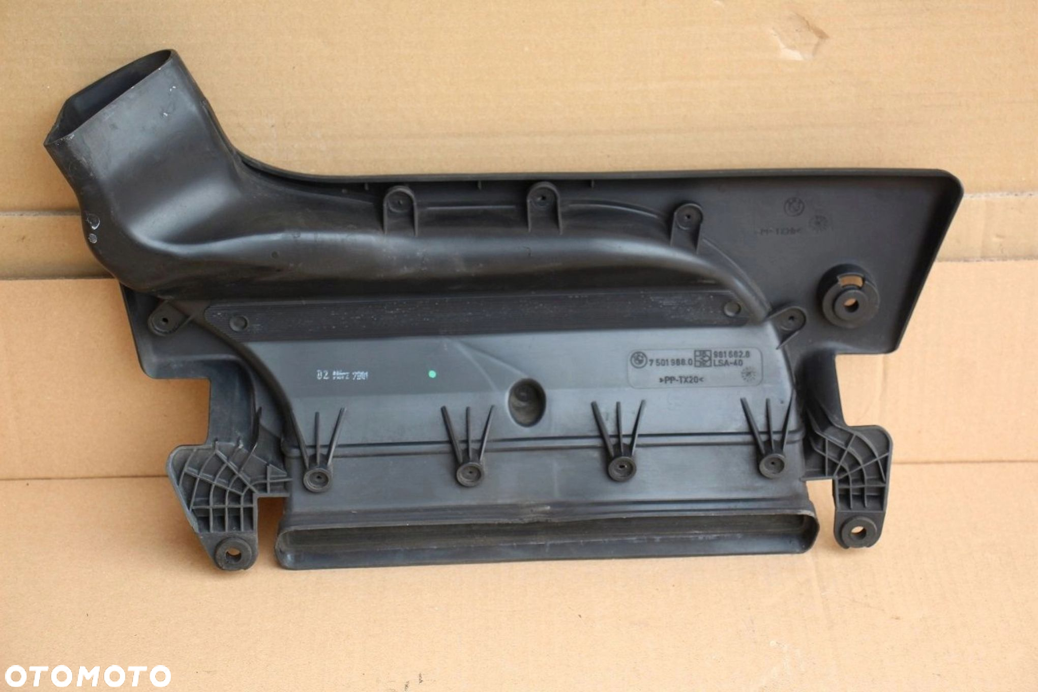 Wlot powietrza kanał BMW e46 m54 7501988 - 3