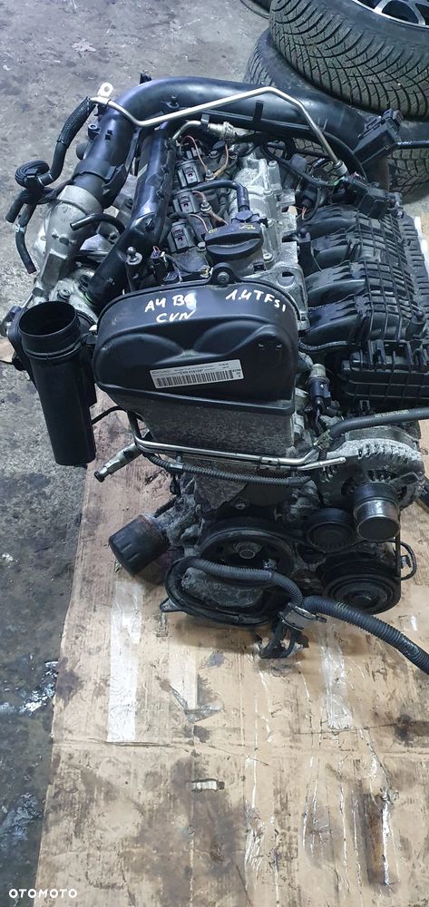 Silnik blok silnika słupek Audi A4 B9 1.4 TFSI CVN - 4