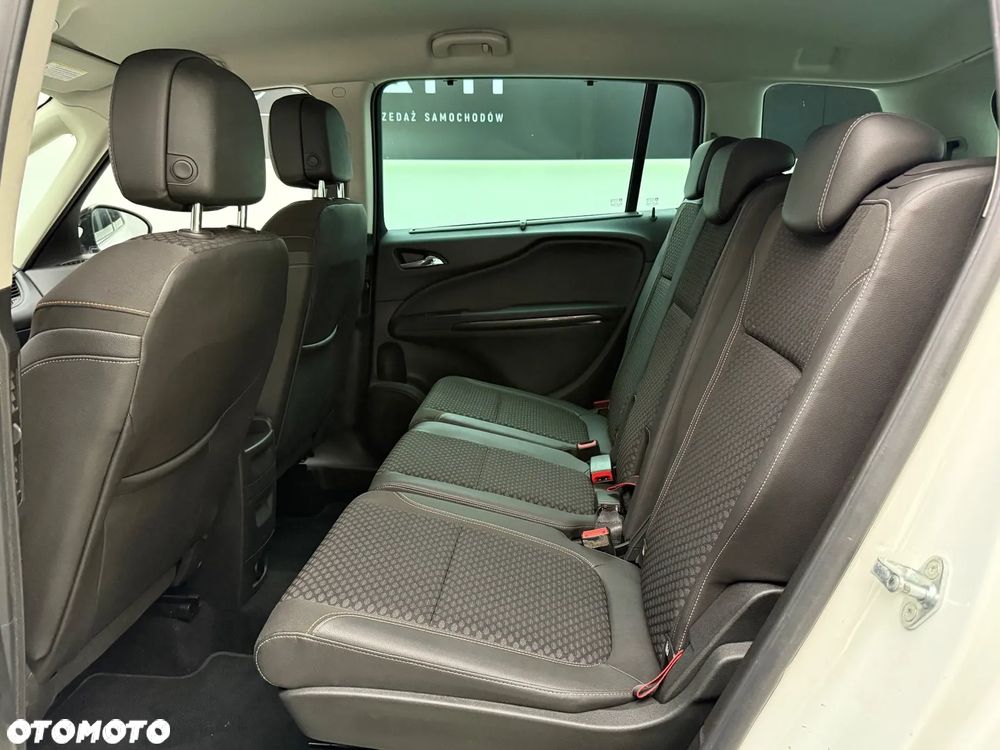 Opel Zafira 1.4 Turbo (ecoFLEX) Start/Stop Innovation - 26
