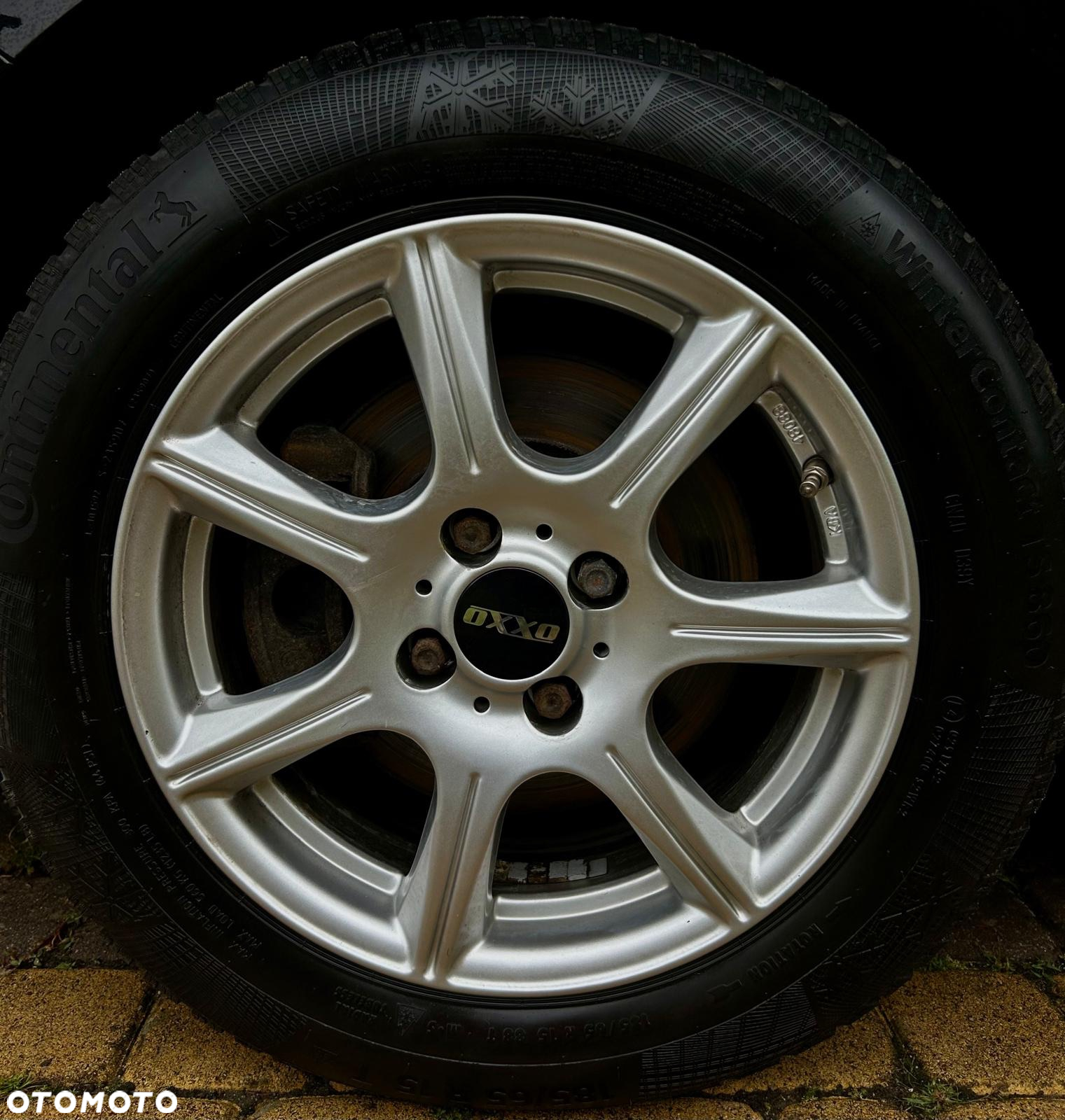 Kia Rio - 22
