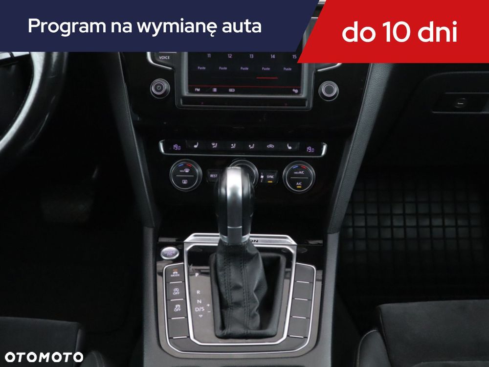 Volkswagen Passat Variant - 14