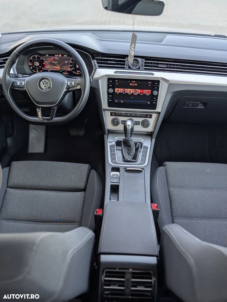 Volkswagen Passat - 5