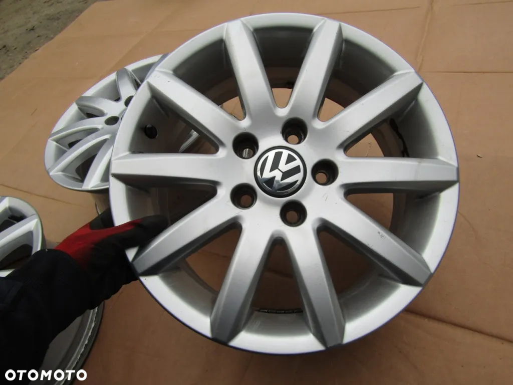 Felgi 16 VW T4 Touran Caddy Jetta Golf V VI VII Passat B5 Skoda Octavia II - 16