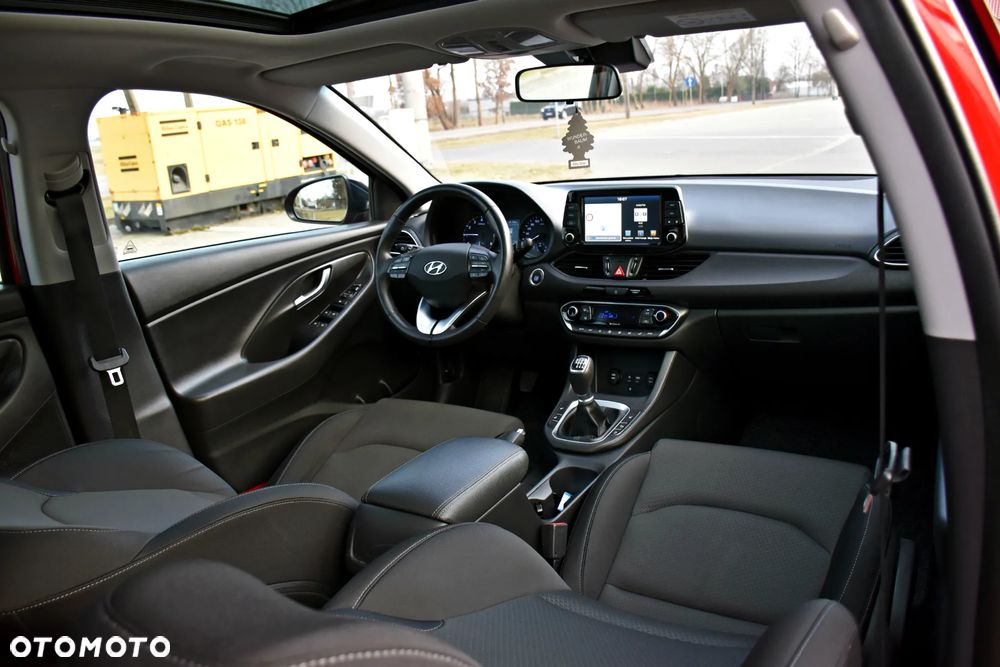 Hyundai i30 1.0 T-GDI Connect & Go - 37