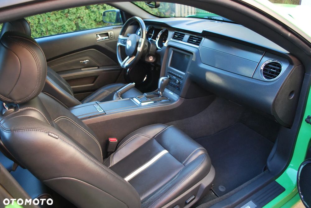 Ford Mustang 5.0 V8 GT Premium - 17