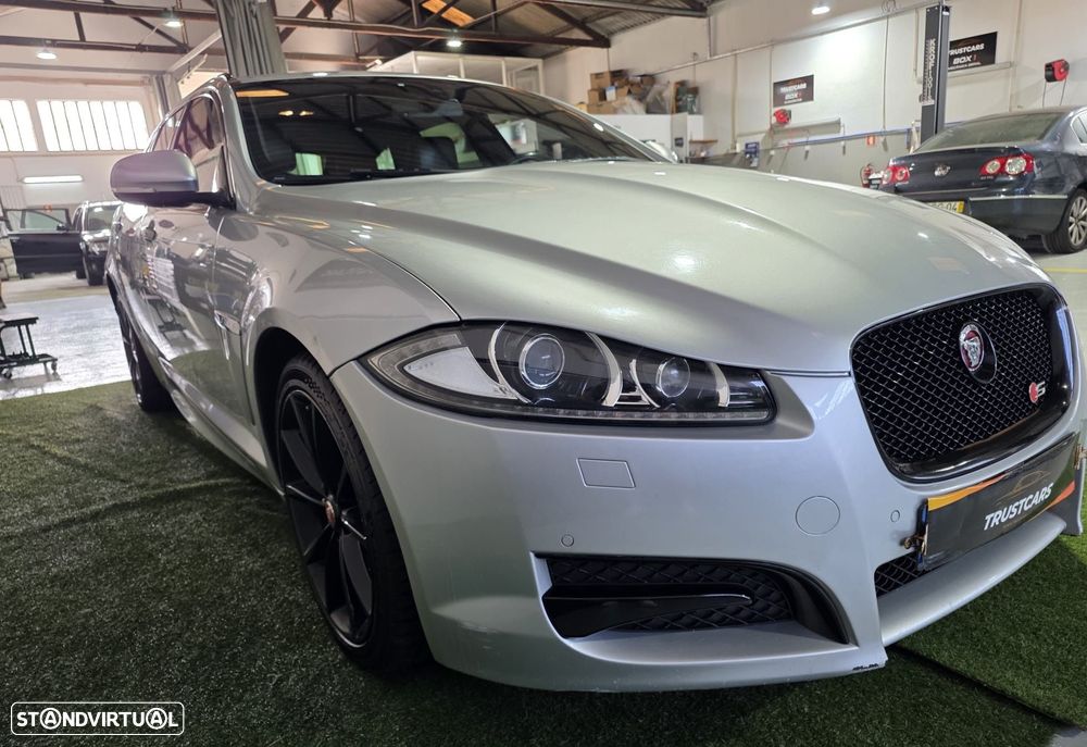 Jaguar XF Sportbrake 2.2 - 6