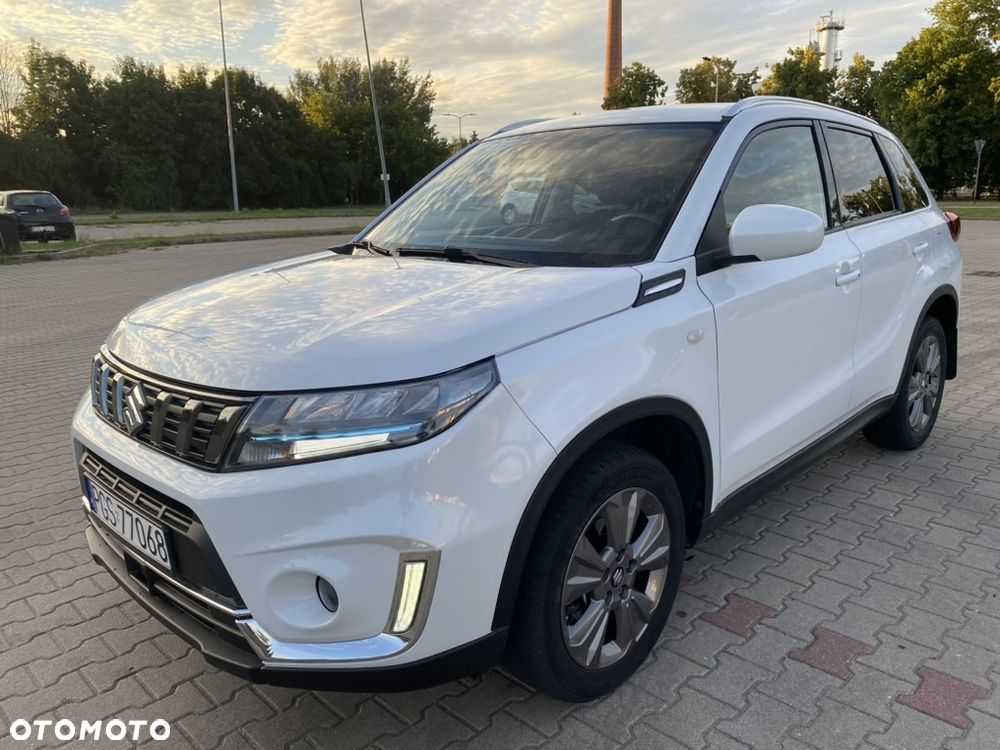 Suzuki Vitara 1.5 Dualjet Hybrid AGS Comfort+ - 2