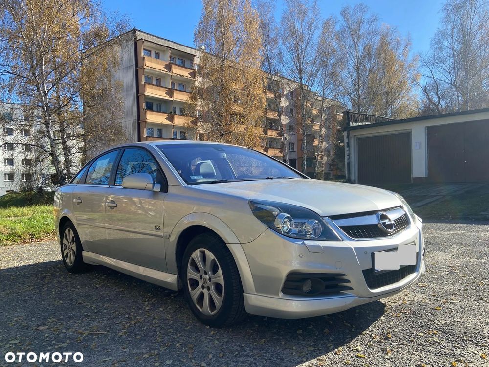 Opel Vectra 1.9 CDTI Sport / GTS - 10