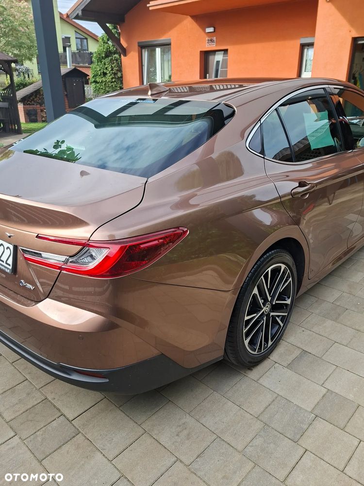 Toyota Camry 2.5 Hybrid Executive CVT - 4