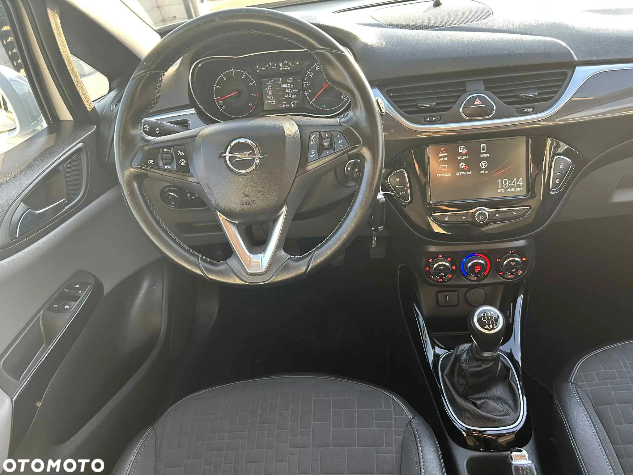 Opel Corsa 1.4 T Enjoy S&S - 15