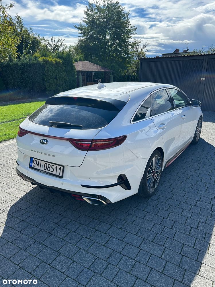 Kia ProCeed 1.6 T-GDI GT DCT - 10